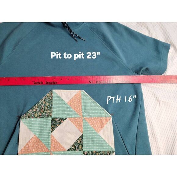 Upcycled repurposed quilted hoodie teal - Picture 6 of 7